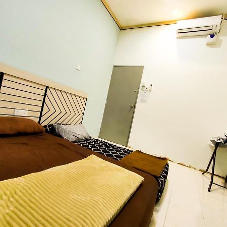 Nikqi'S Homestay Temerloh Extérieur photo