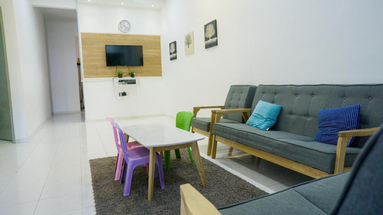 Nikqi'S Homestay Temerloh Extérieur photo