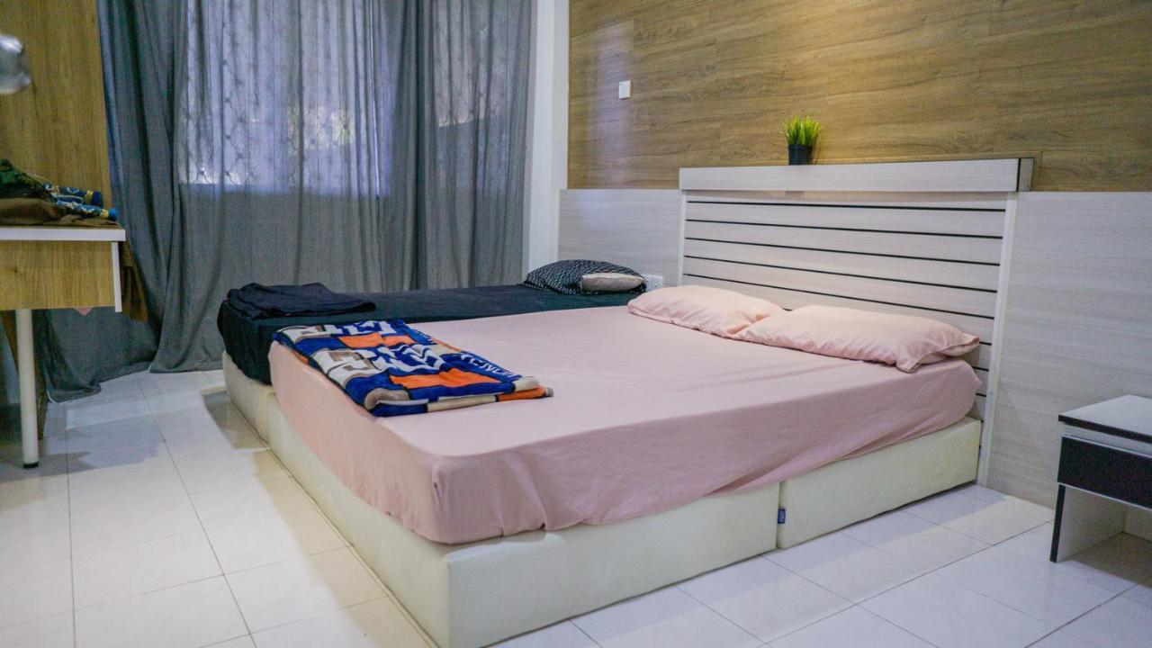 Nikqi'S Homestay Temerloh Extérieur photo