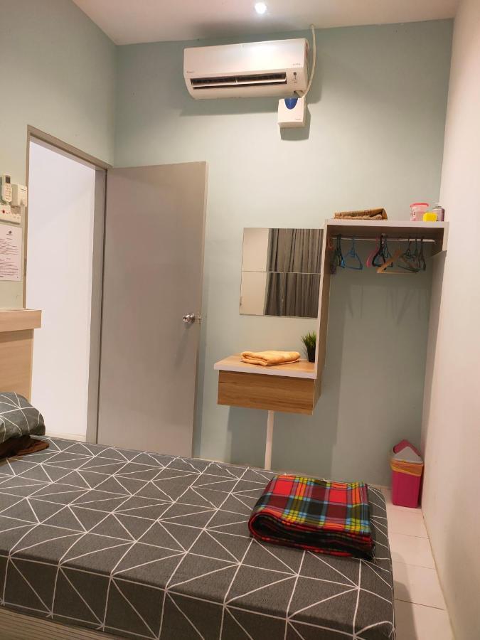 Nikqi'S Homestay Temerloh Extérieur photo
