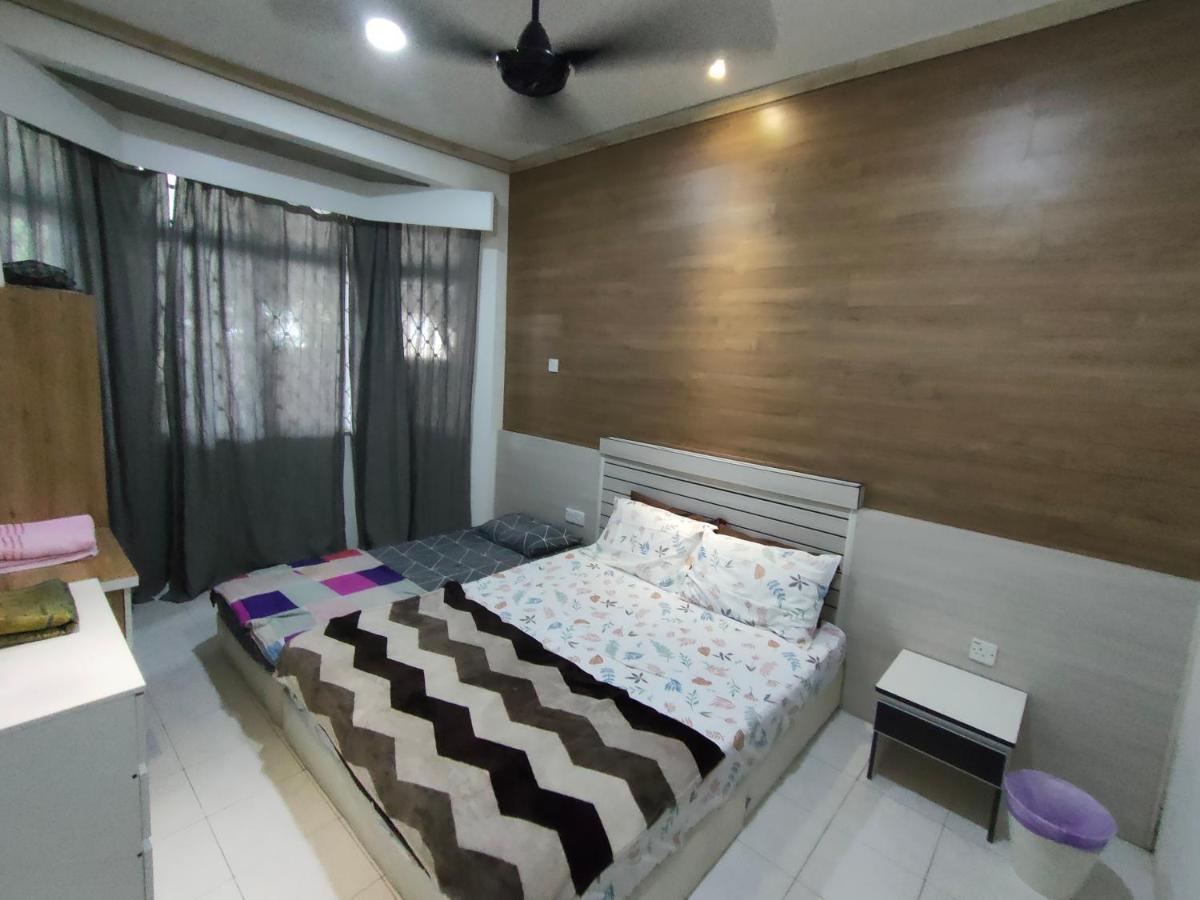 Nikqi'S Homestay Temerloh Extérieur photo