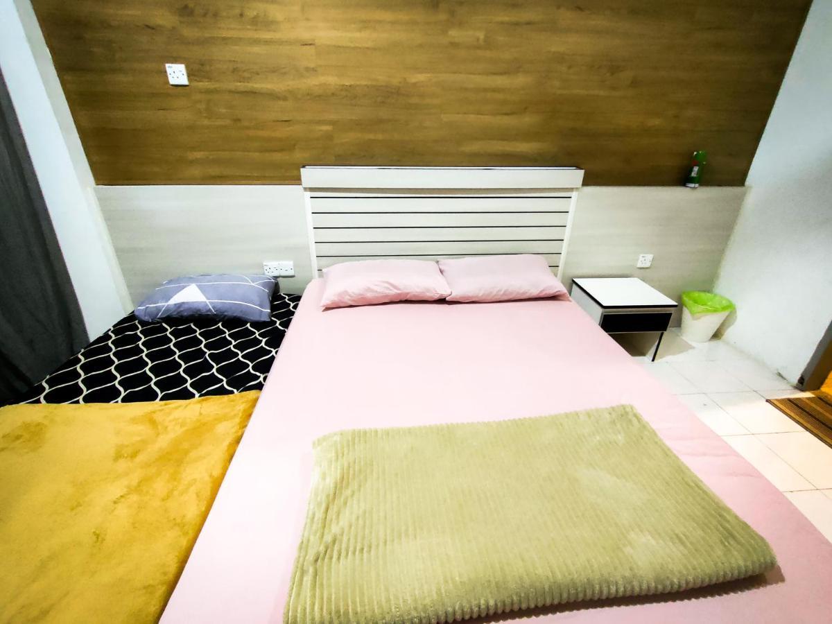 Nikqi'S Homestay Temerloh Extérieur photo