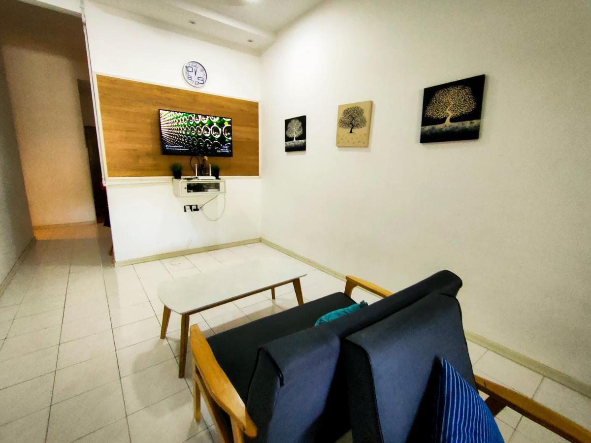 Nikqi'S Homestay Temerloh Extérieur photo